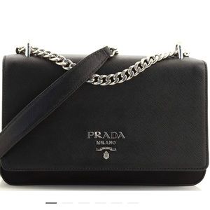 Prada chain flap crass body bag. Tessuto and saffiano leather. Medium